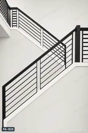 Pasamanos en hierro negro con tubos horizontales para escalera – PA-020 | Aluminazca Medellín