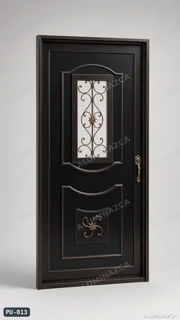 Puerta negra con vidrio y reja forjada decorativa – PU-013 | Aluminazca Medellín